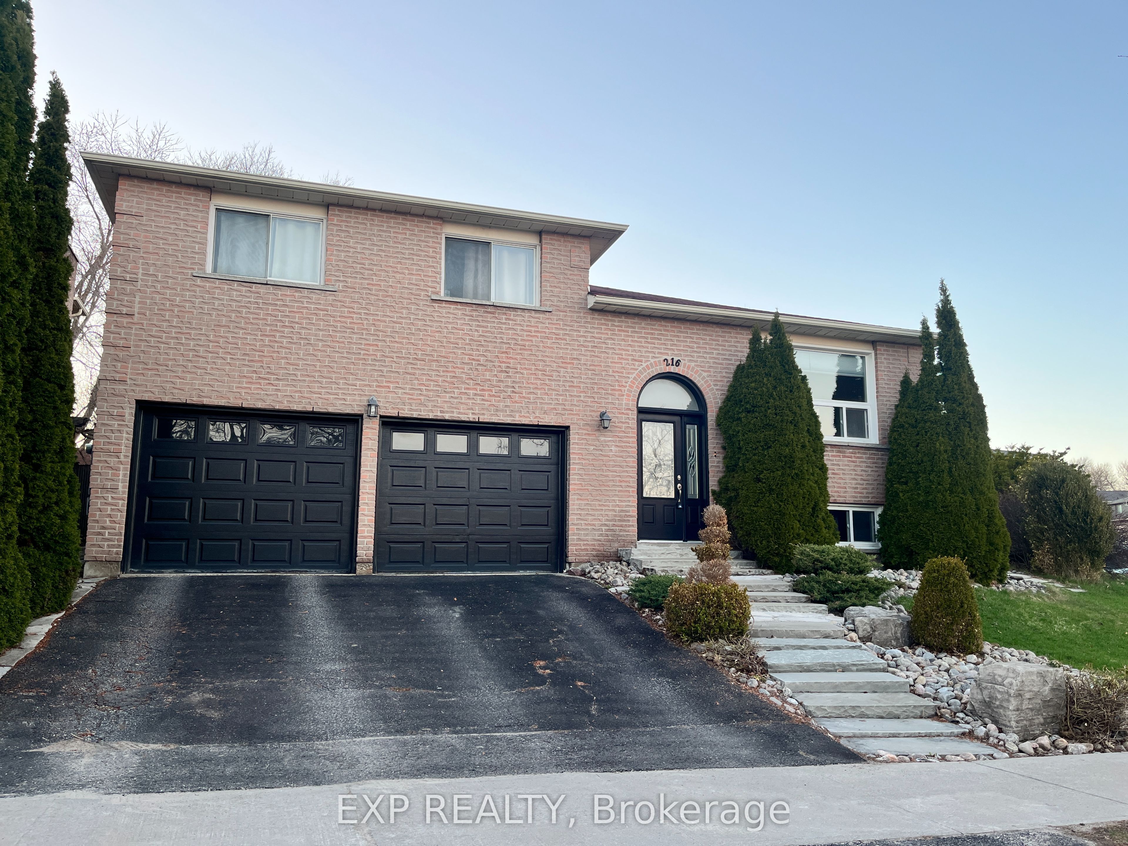 Additional image 2 of 216 Colborne Street NE, Bradford West Gwillimbury, ON, L3Z 2R5