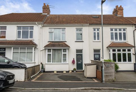 Creswicke Avenue, Hanham, Bristol, Gloucestershire BS15