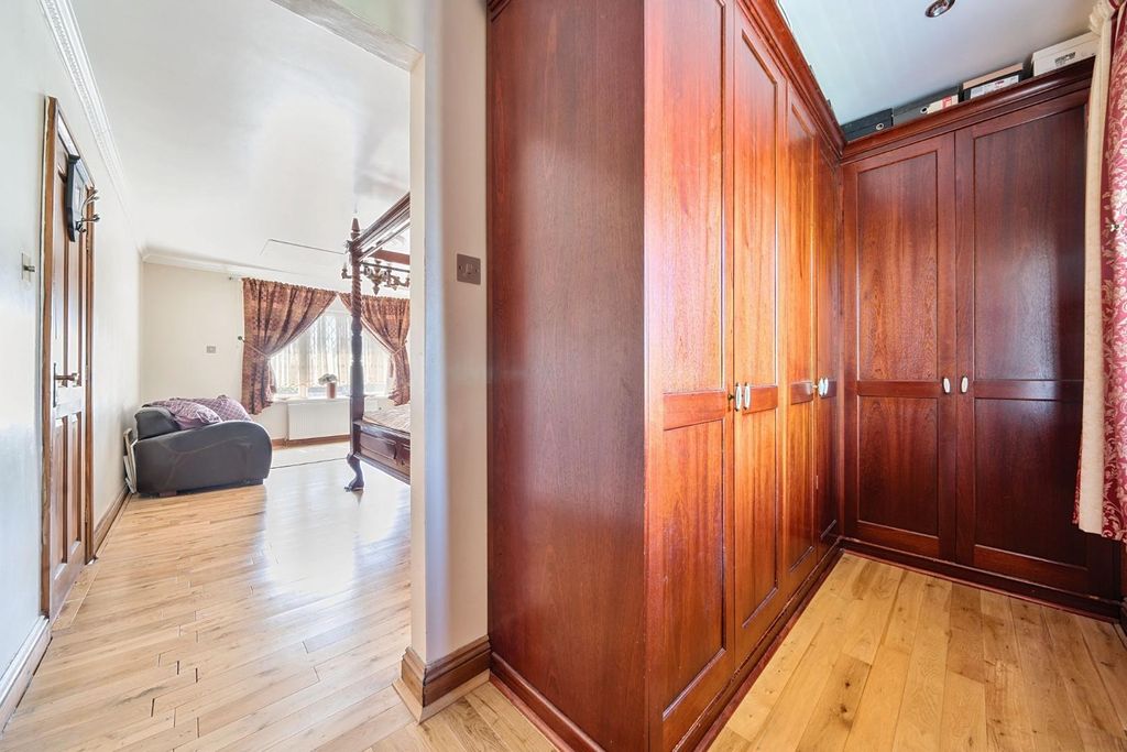Additional image 21 of 5 bed detached house for saleMidsummer Hill, Kennington, Ashford TN24