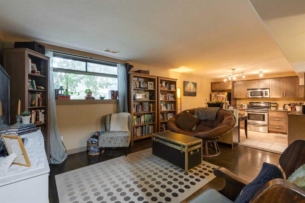 Additional image 3 of 6-2121 26 Avenue SW, Calgary, AB, T2T1E7
