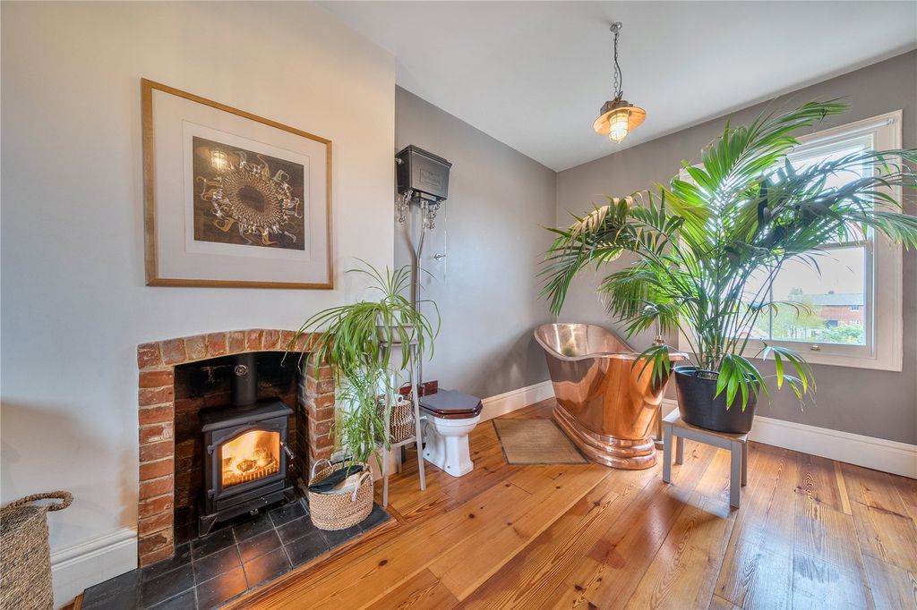 Additional image 20 of 5 bed semi-detached house for saleWest Street, Bourne, Lincolnshire PE10
