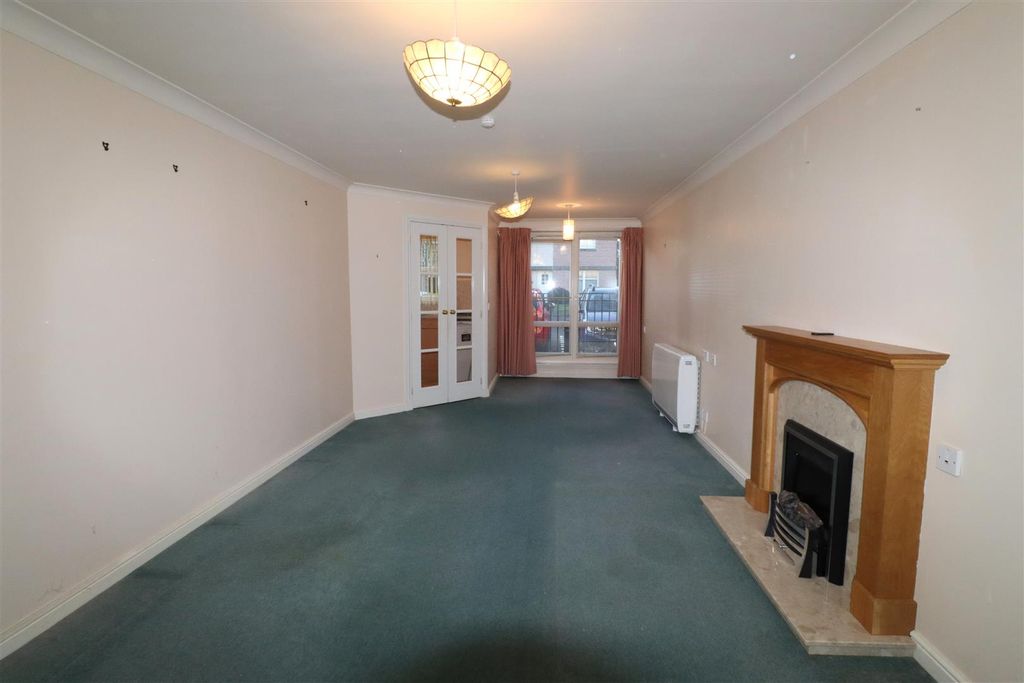 Additional image 5 of 2 bed flat for sale8 Royal Ness Court, Ness Walk, Inverness IV3