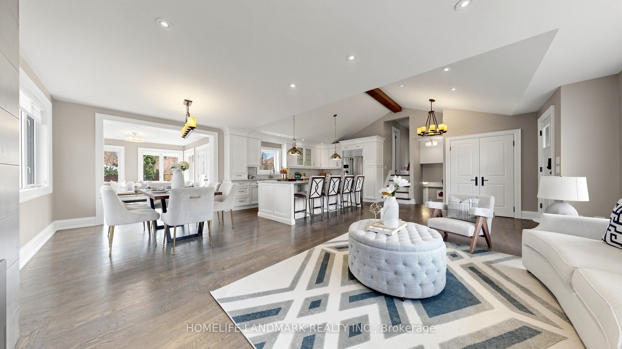 1549 Elite Road, Mississauga, ON, L5J 3B3