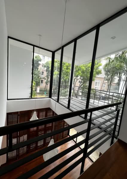 Modern Semi-D at Duchess Avenue Coronation Road photo 5