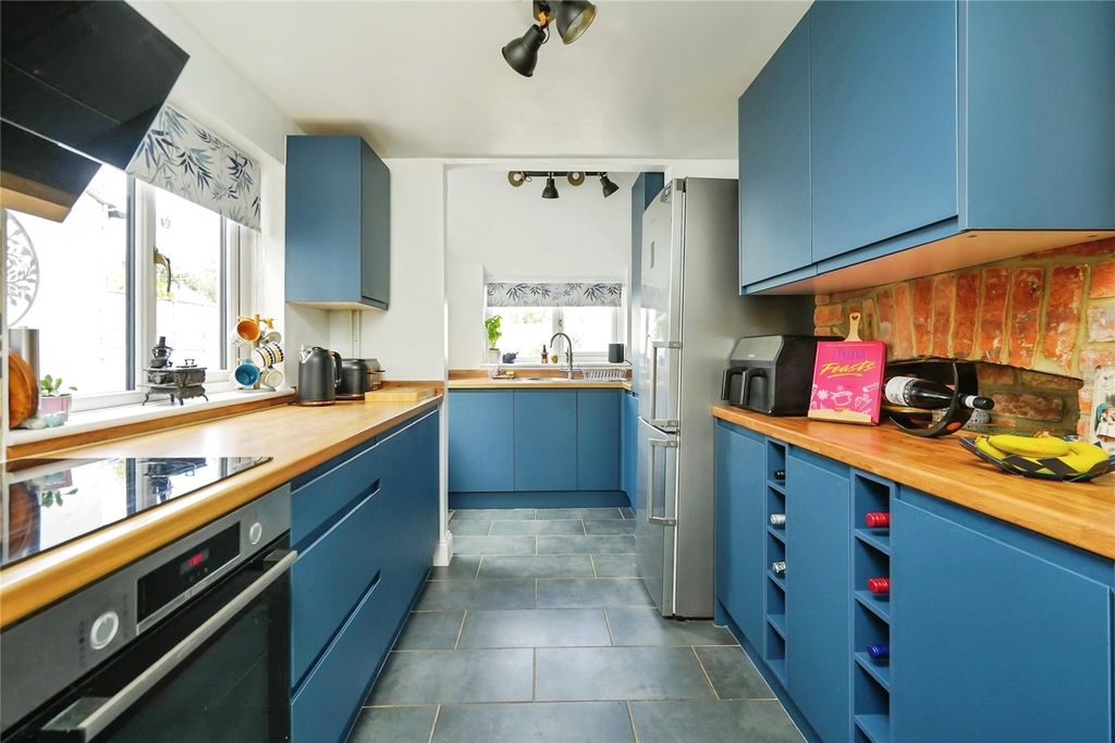 Additional image 2 of 3 bed terraced house for saleKings End, Bicester, Oxfordshire OX26
