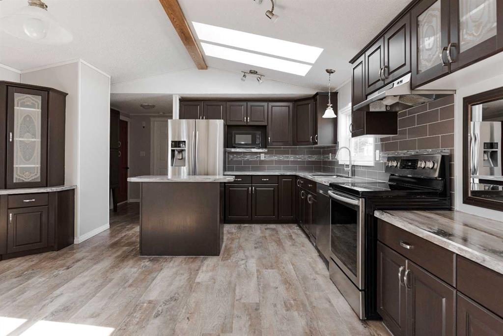 Additional image 3 of 132 Grey Owl Place, Fort Mcmurray, AB, T9H 2P1