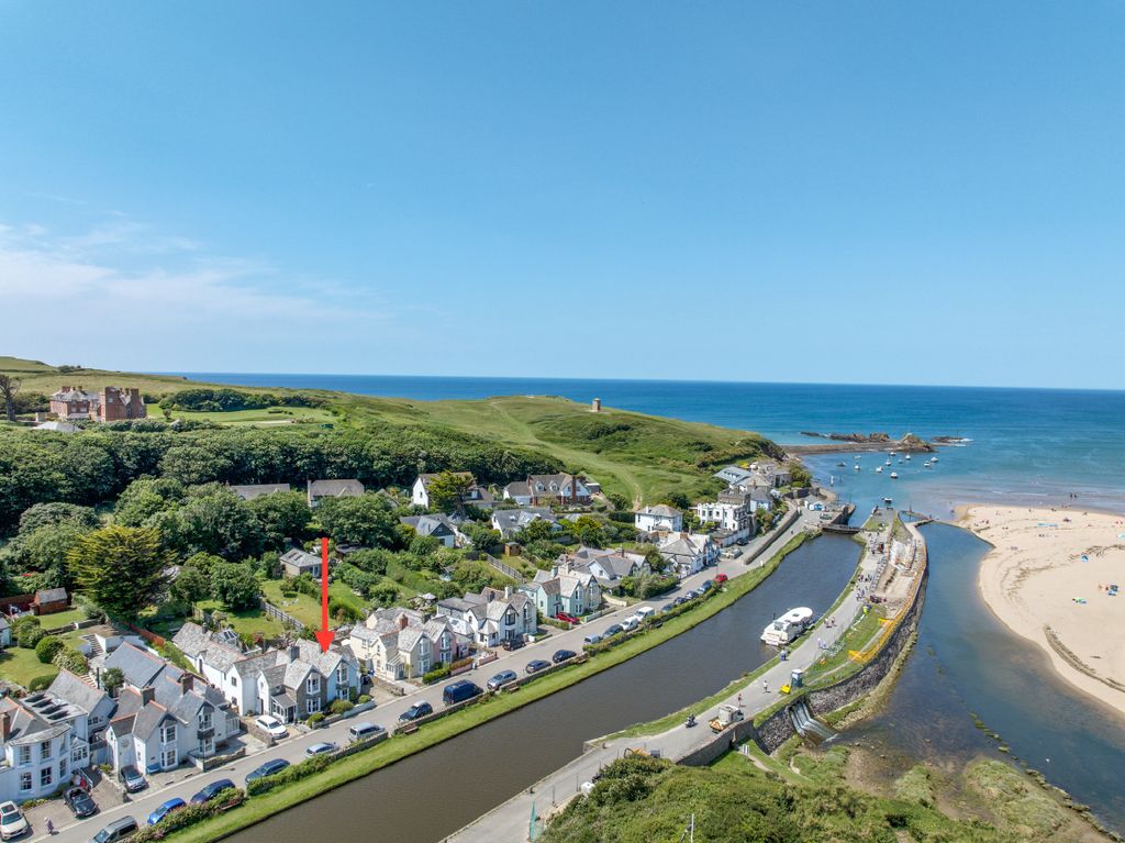 3 bed semi-detached house for saleBreakwater Road, Bude EX23
