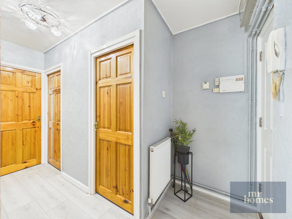 Additional image 11 of 2 bed flat for saleLaleston Close, Cardiff CF5