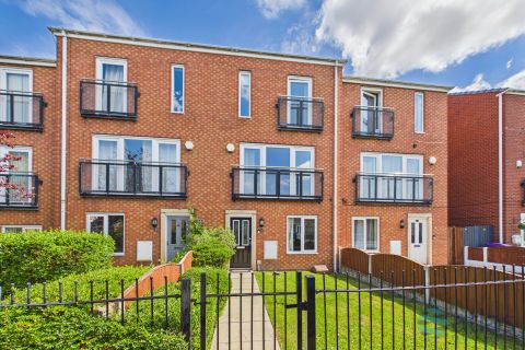 Shadowbrook Drive, Speke L24