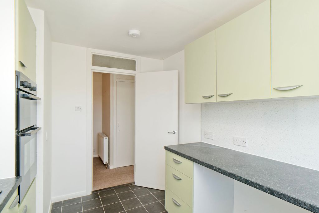 Additional image 5 of 2 bed flat for sale118 Moubray Grove, South Queensferry, Edinburgh EH30
