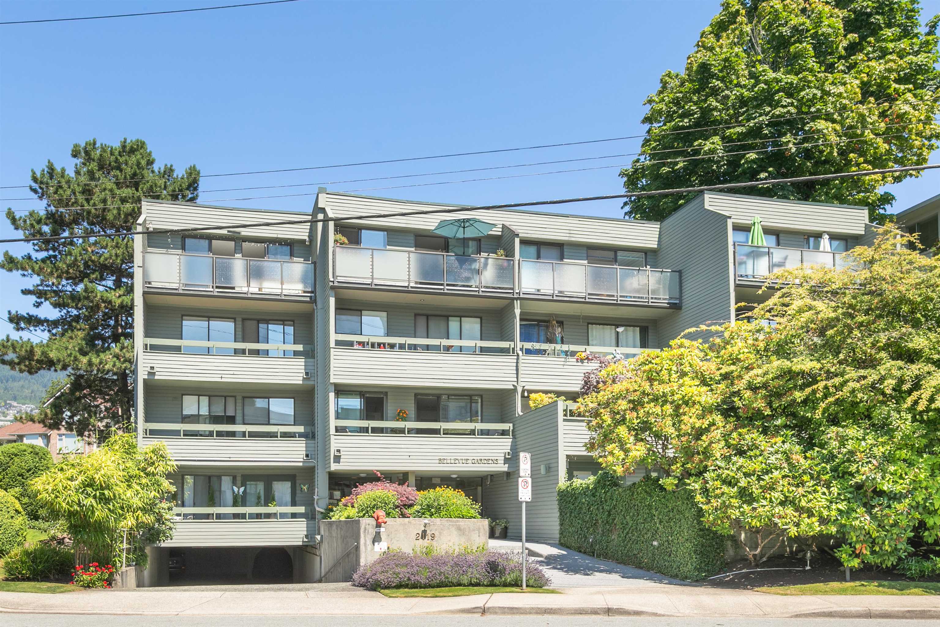 208-2119 Bellevue Avenue, West Vancouver, BC, V7V 1C2