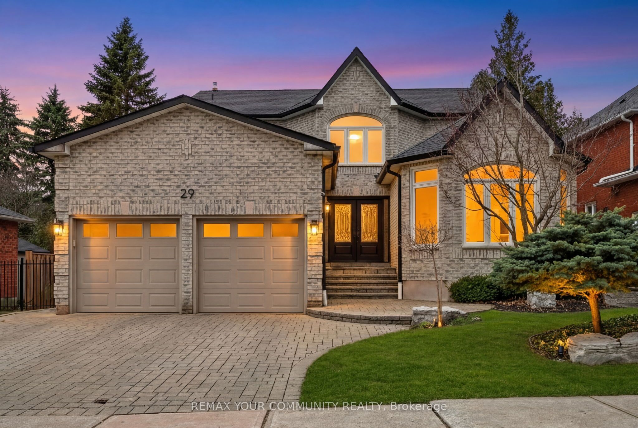 29 Mcgee Crescent, Aurora, ON, L4G 6L8