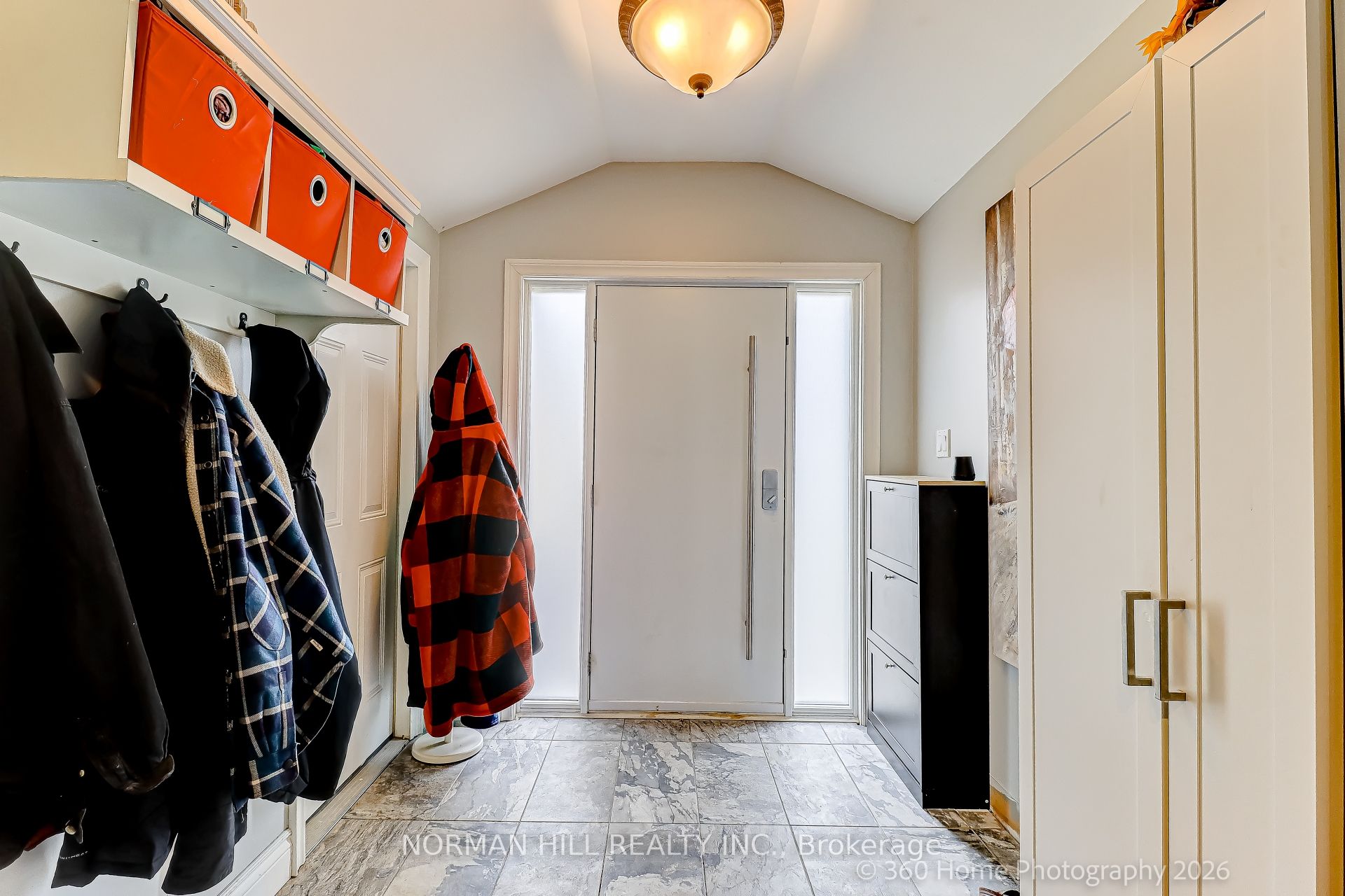 Additional image 4 of 13 Eves Court, Newmarket, ON, L3Y 7P8