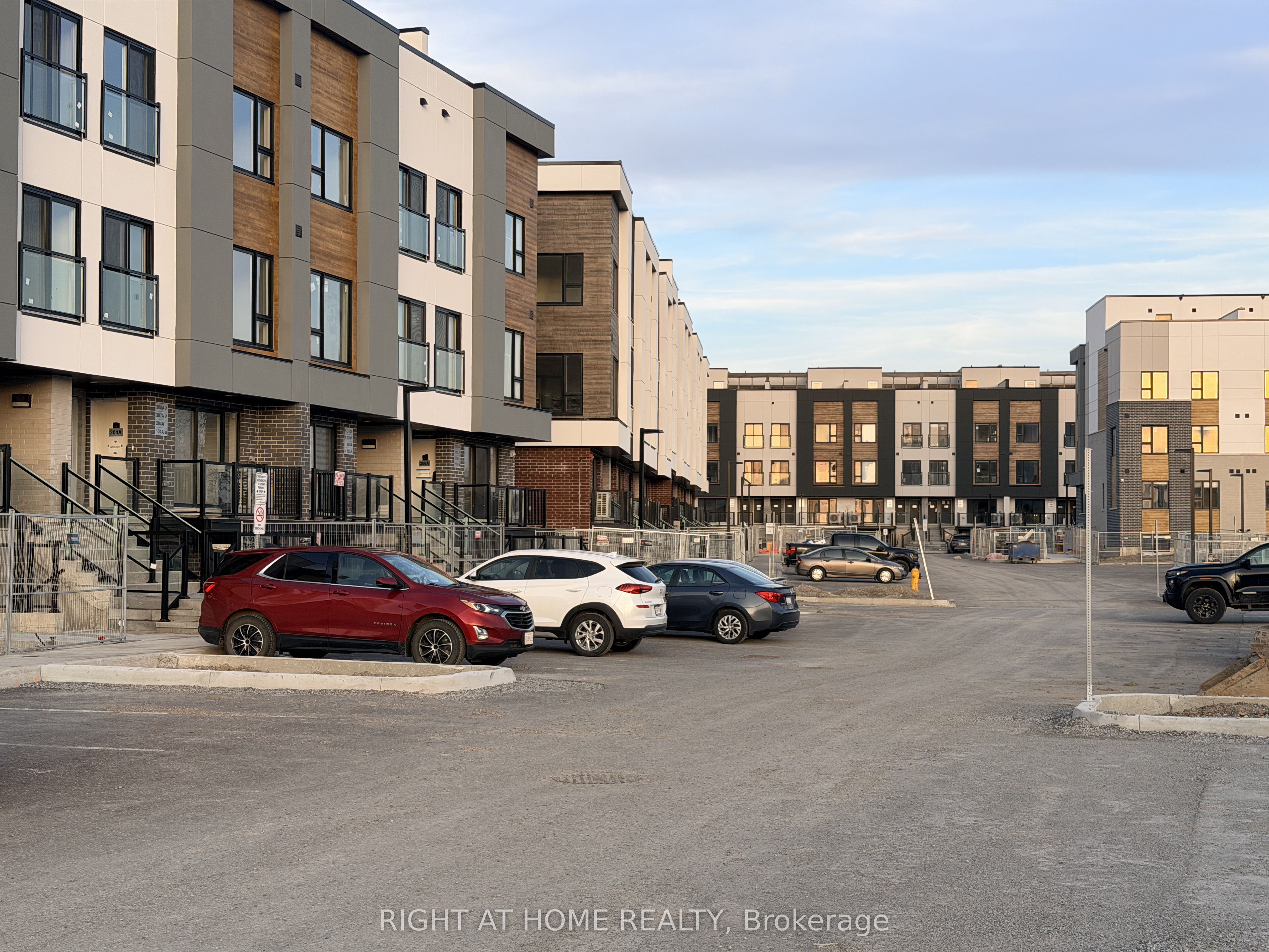 Additional image 2 of 301A-16 Melbourne Avenue, St. Catharines, ON, L2P 0G5