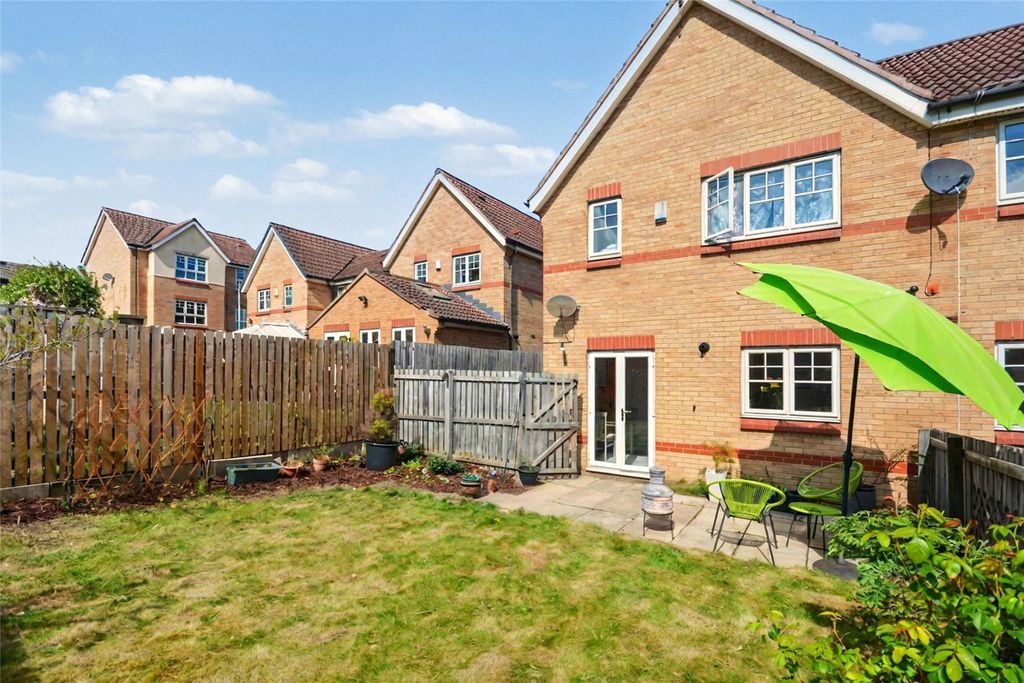 Additional image 14 of 3 bed end terrace house for saleTavistock Close, Leeds, West Yorkshire LS12
