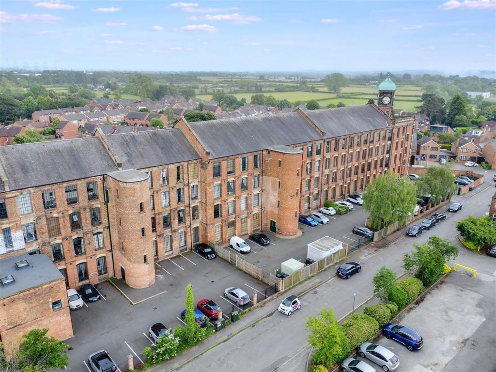 2 bed flat for saleTown End Road, Draycott DE72