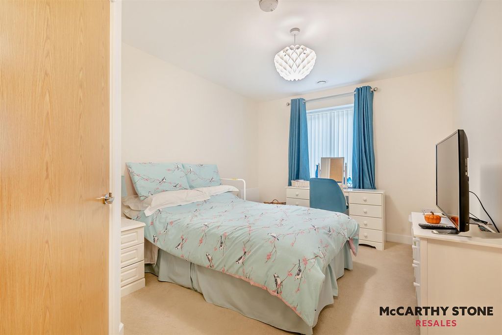 Additional image 9 of 2 bed flat for saleIsland View, Shortwood Copse Lane, Basingstoke RG23