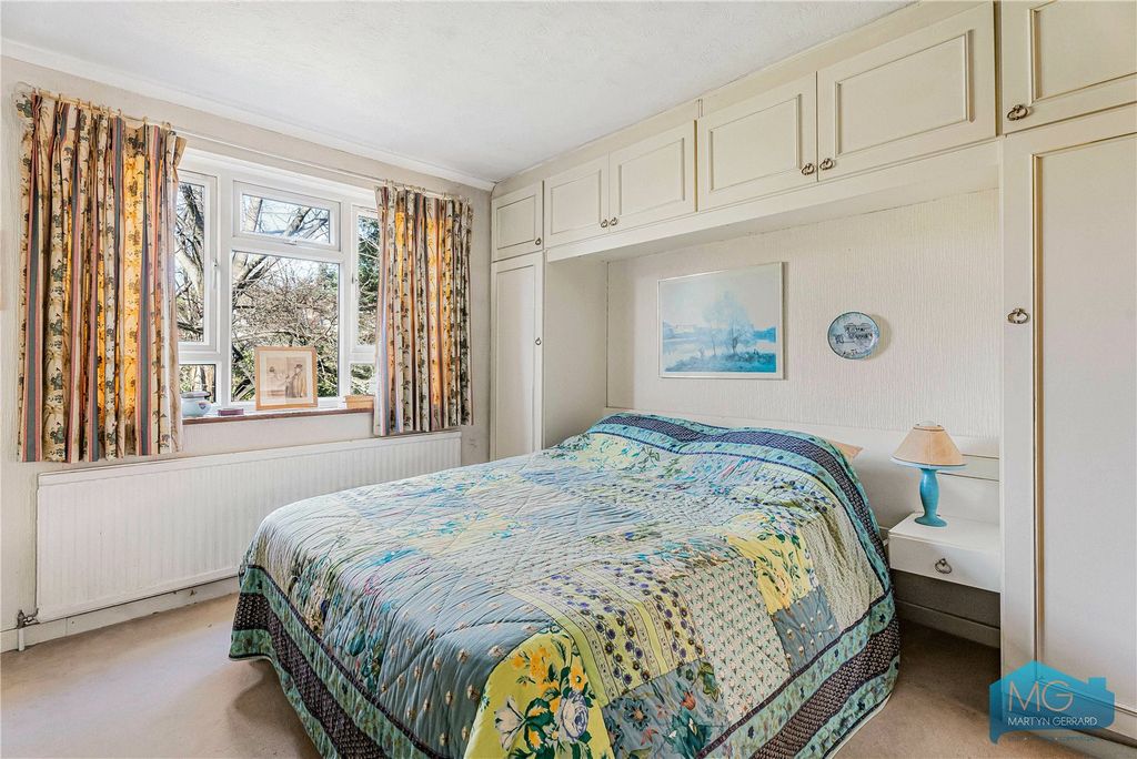 Additional image 13 of 2 bed flat for saleThe Highlands, Abbotts Road, Barnet EN5
