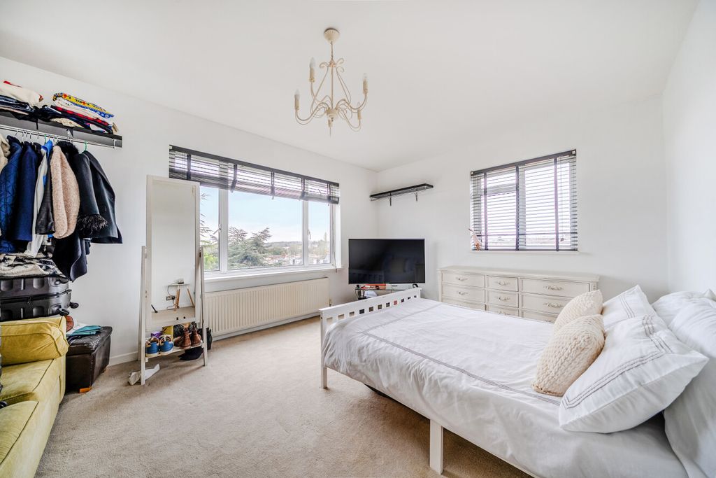 Additional image 10 of 3 bed flat for saleParkside, Court Downs Road, Beckenham, Kent BR3