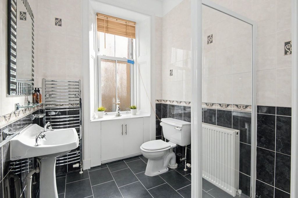 Additional image 6 of 2 bed flat for saleTemple Crescent, Crail, Anstruther KY10