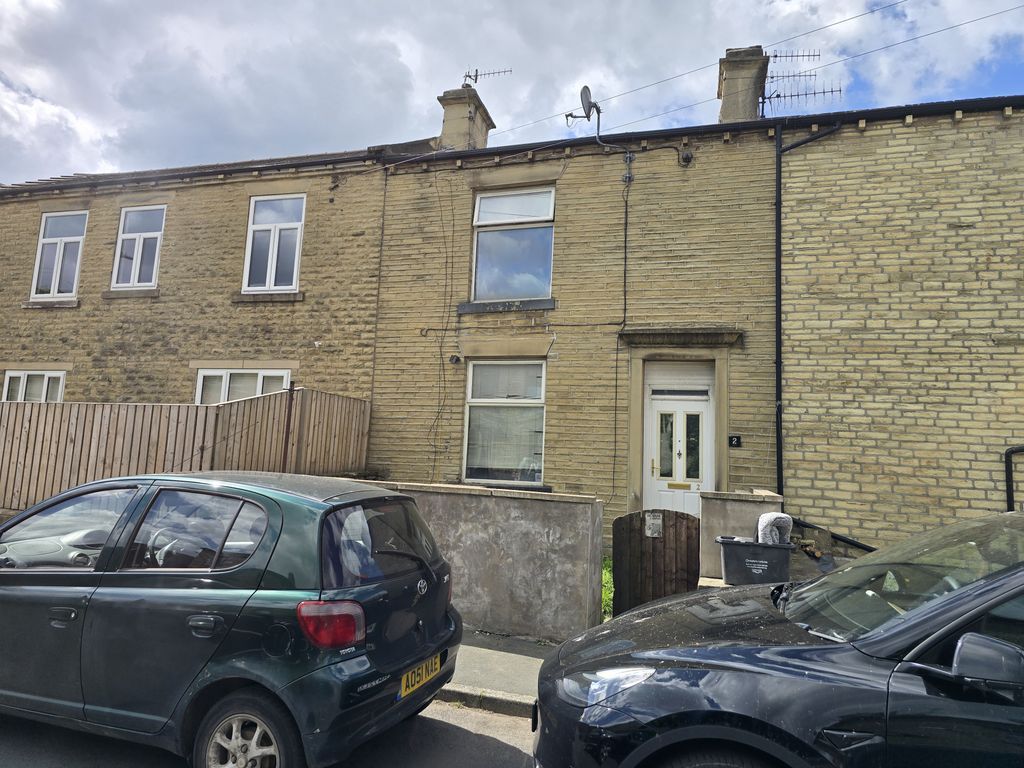 1 bed property for sale2 Victoria Place, Brighouse, West Yorkshire HD6