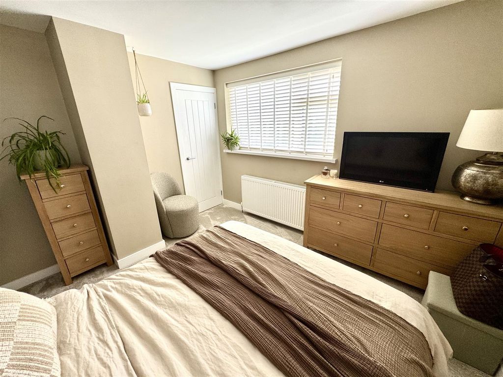 Additional image 10 of 4 bed end terrace house for saleMiddle Way, Bulwark, Chepstow NP16