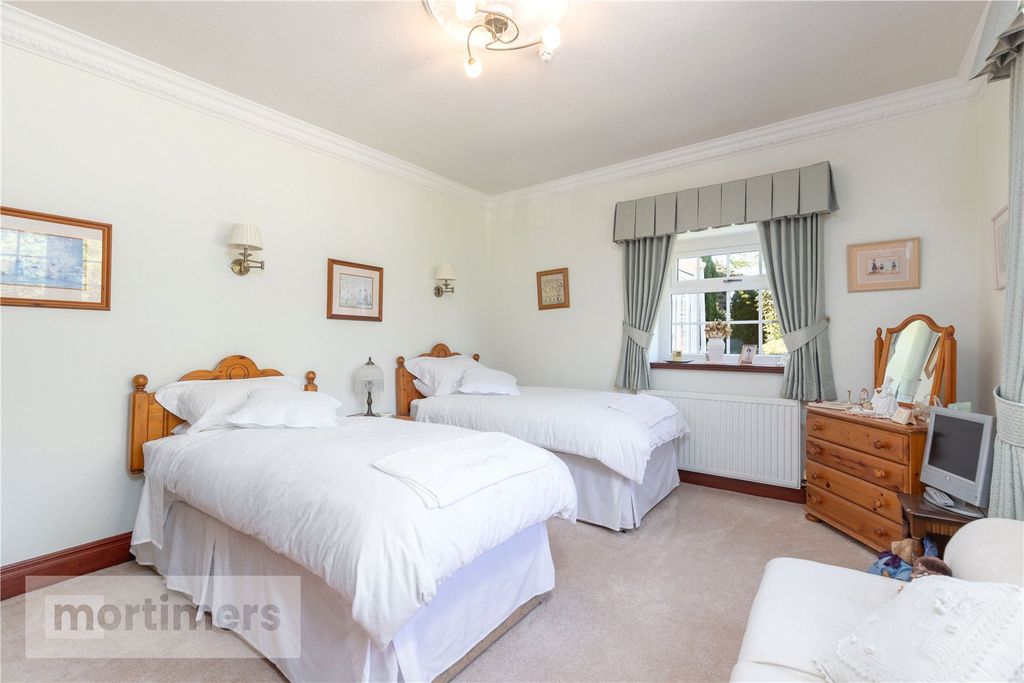 Additional image 25 of 4 bed detached house for saleOld Hall Lane, Pleasington, Blackburn, Lancashire BB2