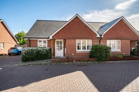 Hampton Close, Southampton, Hampshire SO15