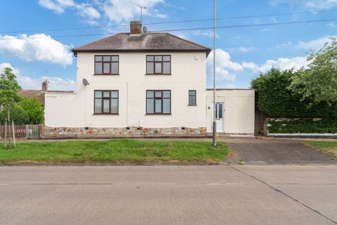 44 Thurncourt Leicester LE5