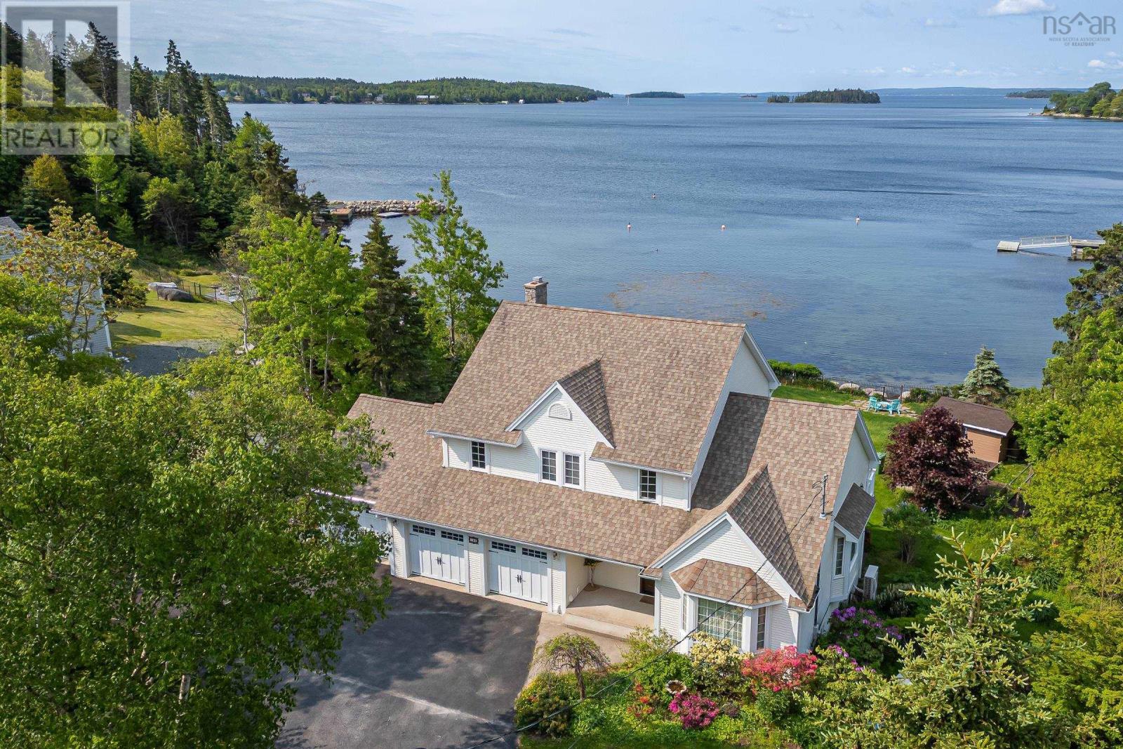 129 Masons Point Road