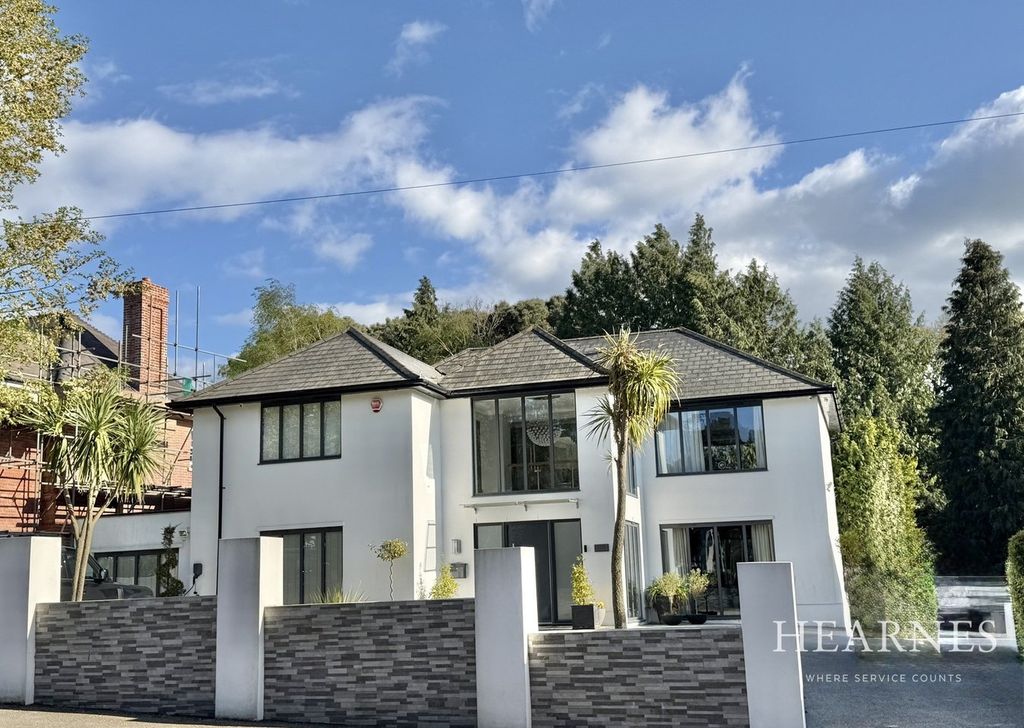 4 bed detached house for saleElgin Road, Talbot Woods, Bournemouth BH4