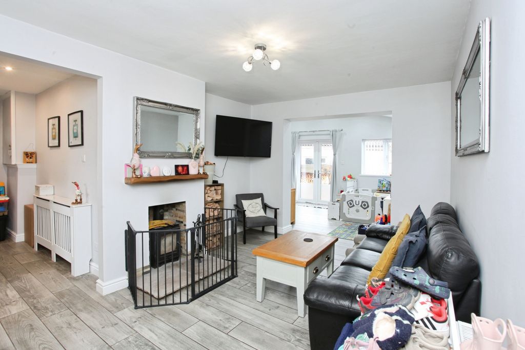 Additional image 5 of 3 bed end terrace house for saleShakespeare Road, Cwmbran NP44