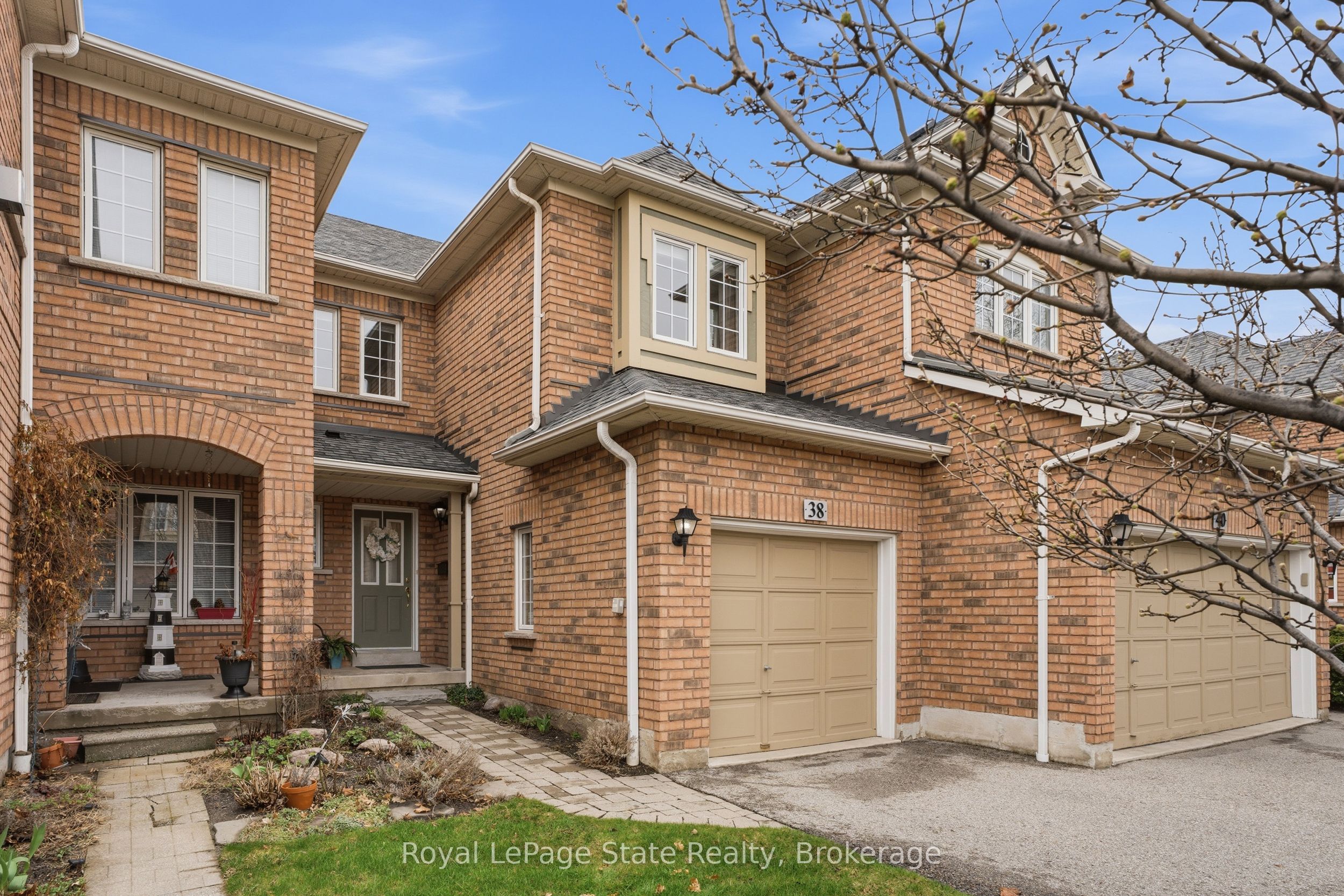 38-2665 Thomas Street, Mississauga, ON, L5M 6G4