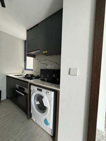 30 Farrer Road photo 3