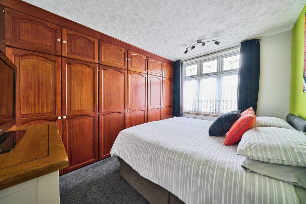 Additional image 8 of 3 bed terraced house for saleBeccles Drive, Barking IG11