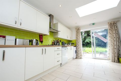 Harborne Park Road, Birmingham, West Midlands B17