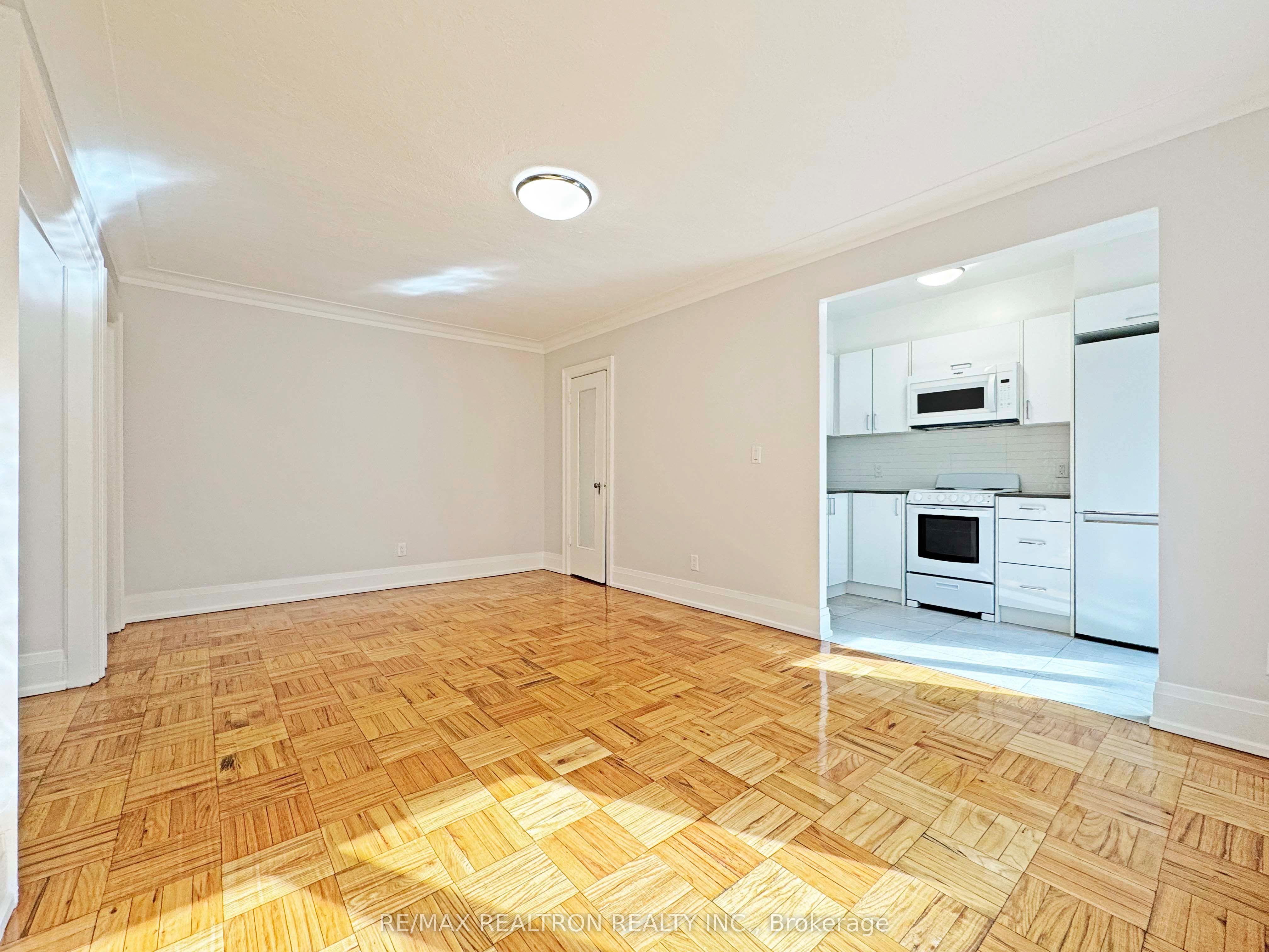 Additional image 4 of 525-398 Avenue Road, Toronto, ON, M4V 2H4