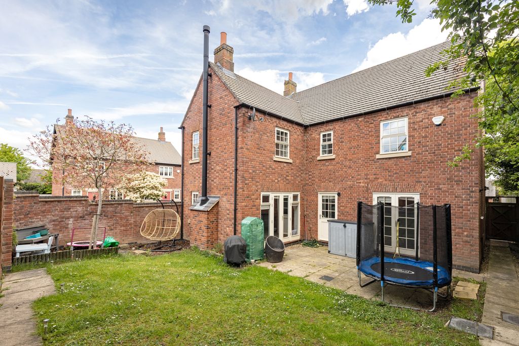 Additional image 4 of 4 bed detached house for saleDe Lacy Court, Castle Donington DE74
