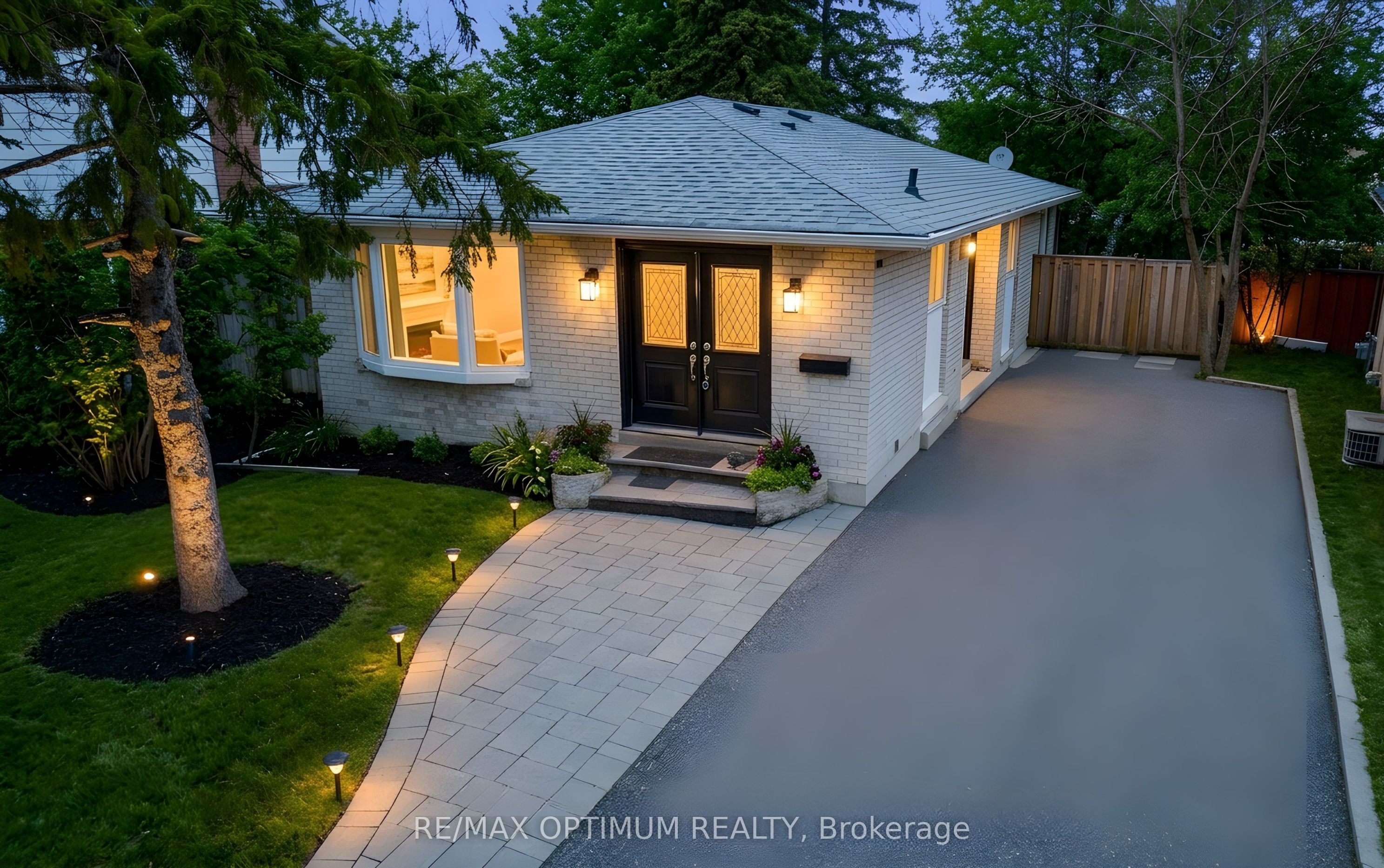 198 Mammoth Hall Trail, Toronto, ON, M1B 1R1