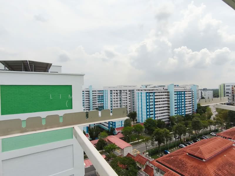 262 Yishun Street 22 photo 2