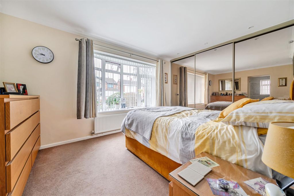 Additional image 7 of 4 bed detached bungalow for saleAspen Avenue, Bedford MK41