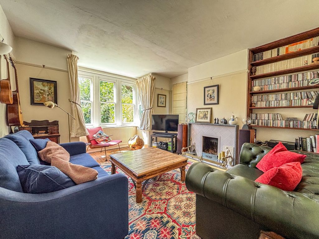 Additional image 2 of 3 bed detached house for sale11 North Trade Road, Battle TN33