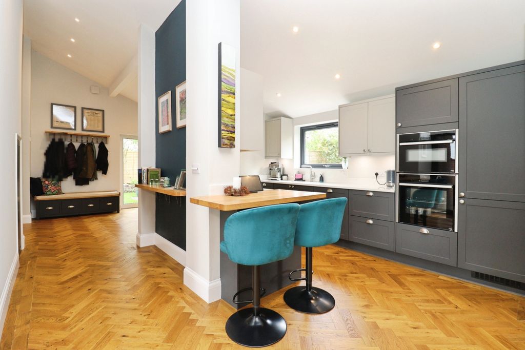 Additional image 2 of 5 bed detached house for saleMill Lane, Caistor, Market Rasen LN7