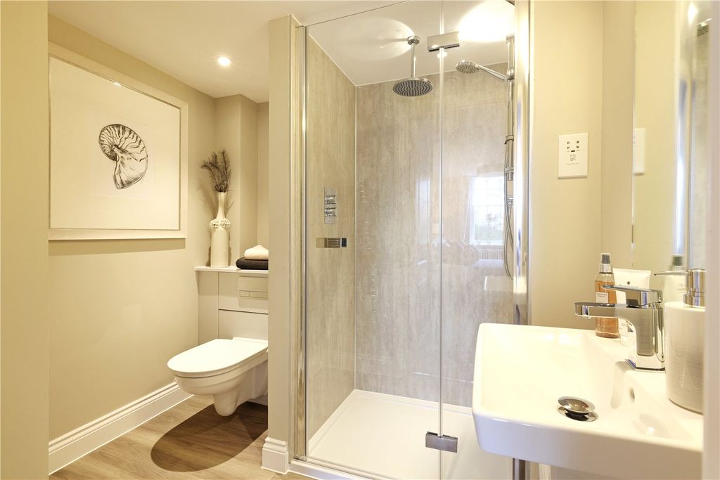 Additional image 8 of 2 bed flat for saleBinfield House, Terrace Road North, Bracknell, Berkshire RG42