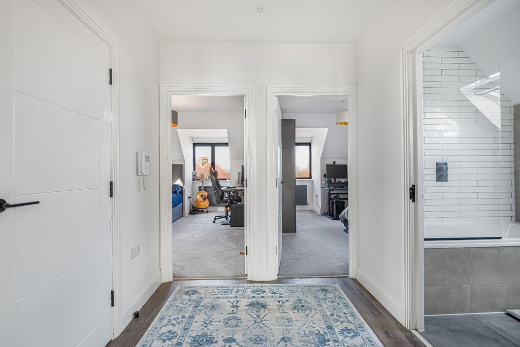 Additional image 21 of 2 bed flat for saleBrampton Road, Bexleyheath DA7