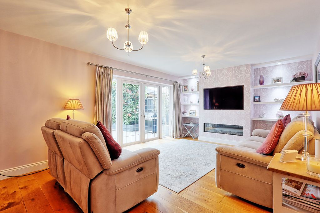 Additional image 14 of 5 bed detached house for salePrime Location - Sylvan Tryst, Billericay CM12
