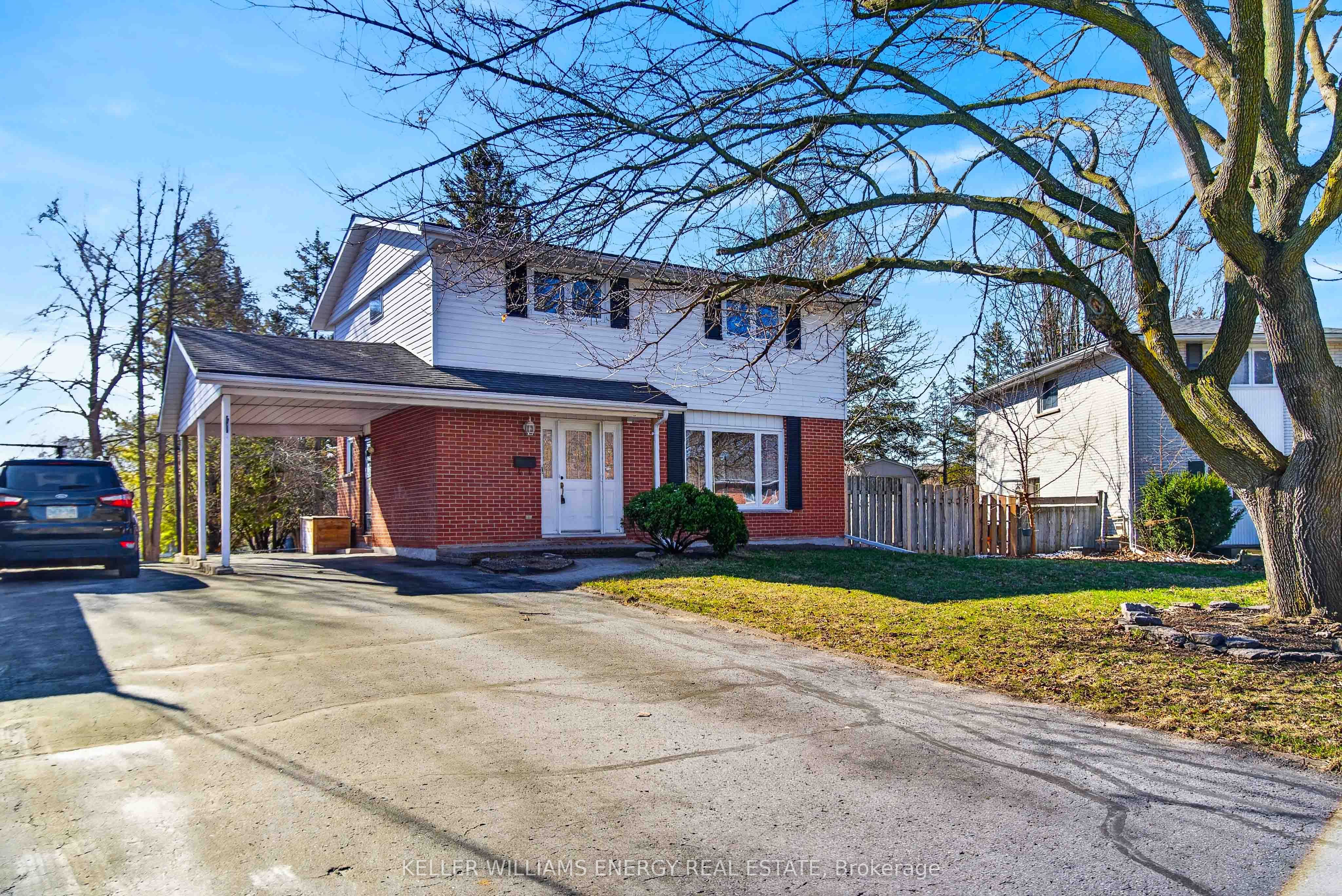 40 Robertson Lane, Belleville, ON, K8P 4C3