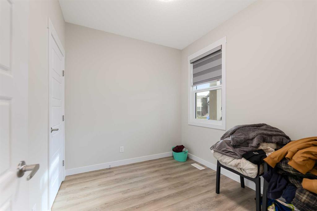 Additional image 5 of 7 Corner Glen Common NE, Calgary, AB, T3N 2L5