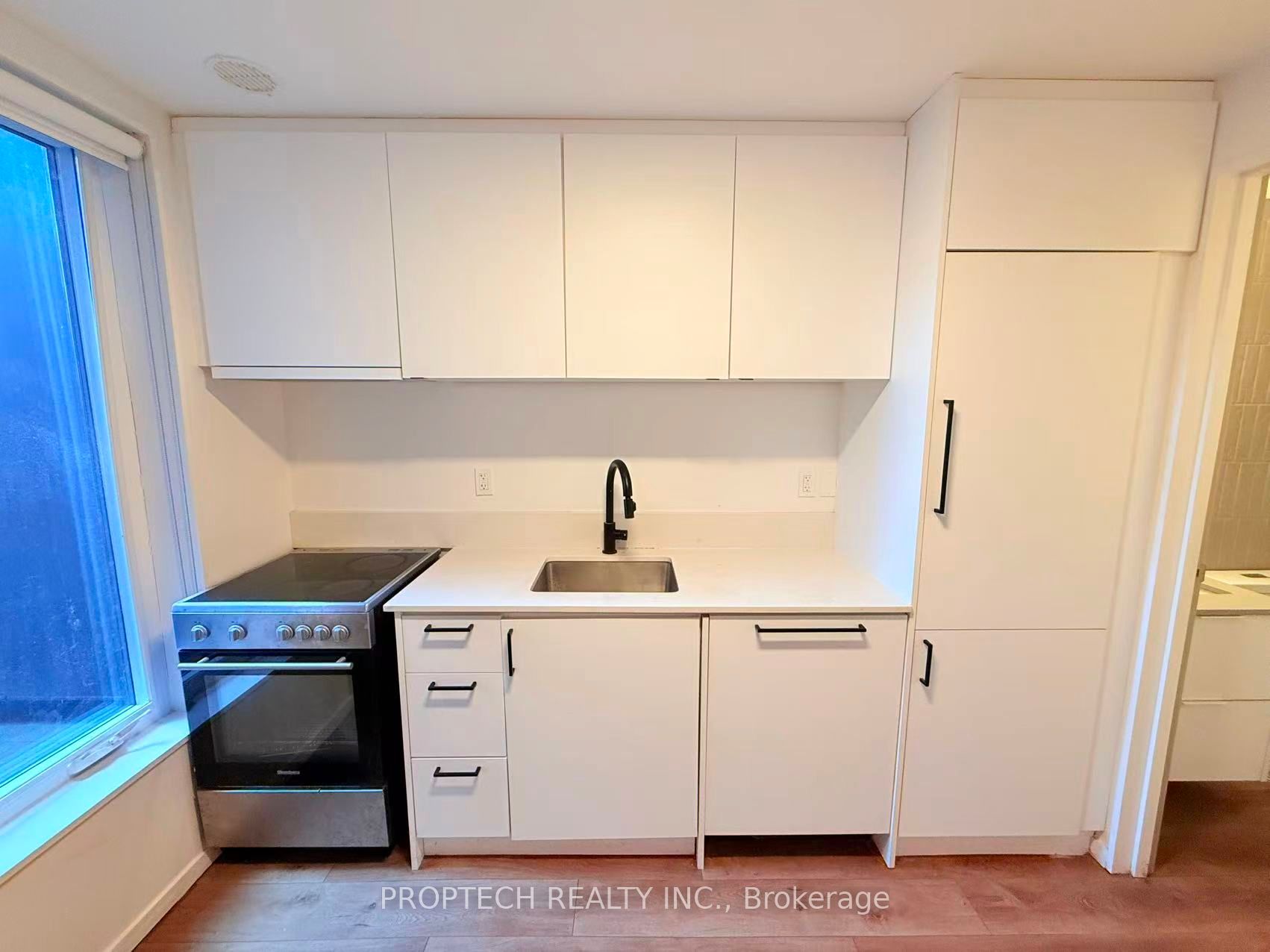 Additional image 2 of 206-377 Broadview Avenue, Toronto, ON, M4K 2M7