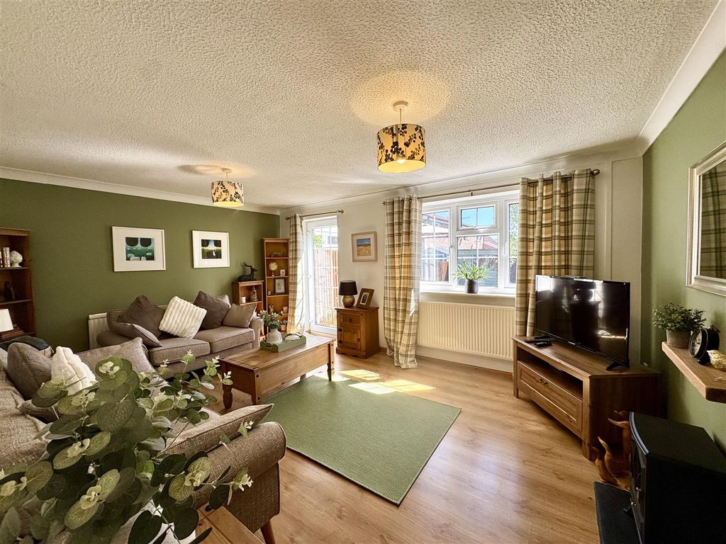 Additional image 2 of 3 bed semi-detached house for saleAcacia Avenue, Undy, Caldicot NP26